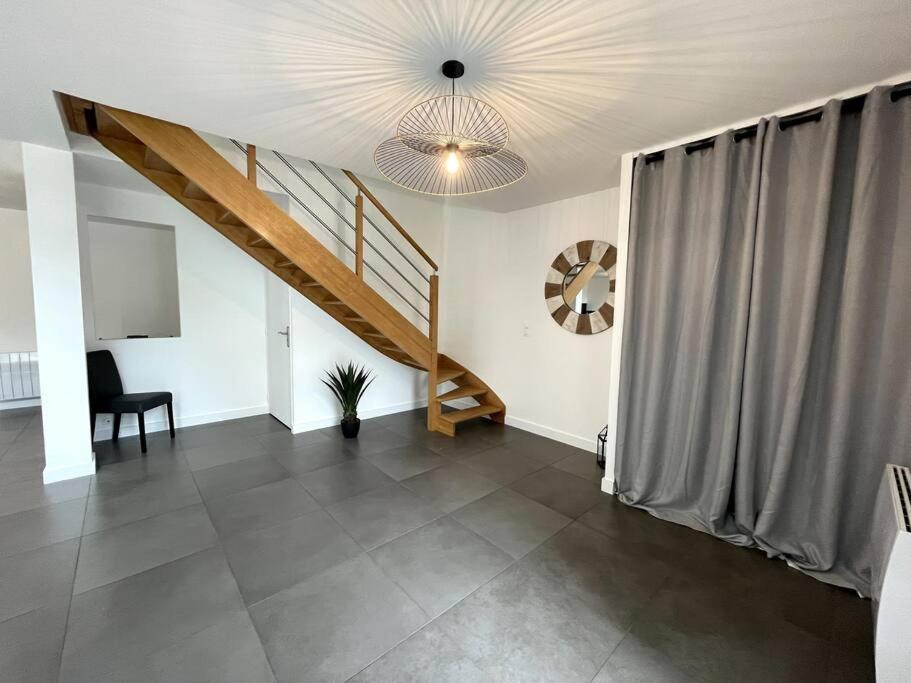 Superbe Loft Lumineux A Caen Apartment Екстериор снимка